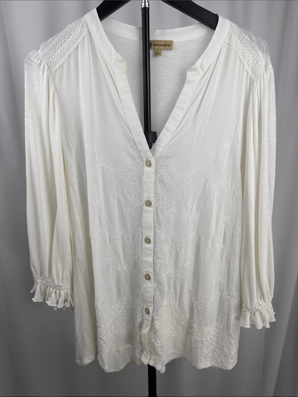 Democracy Ivory Button-Front Embroidered Blouse